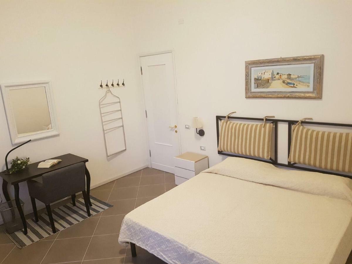 B&B Piazza Dante Nuoro Nuoro  Bagian luar foto